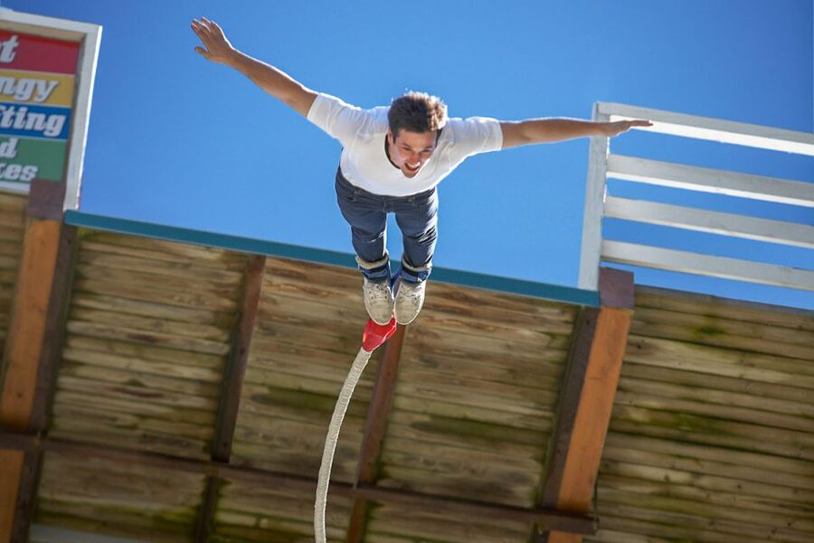 Hanmer Springs: 35-Meter Bungy Jump off Waiau Bridge - Key points at a glance