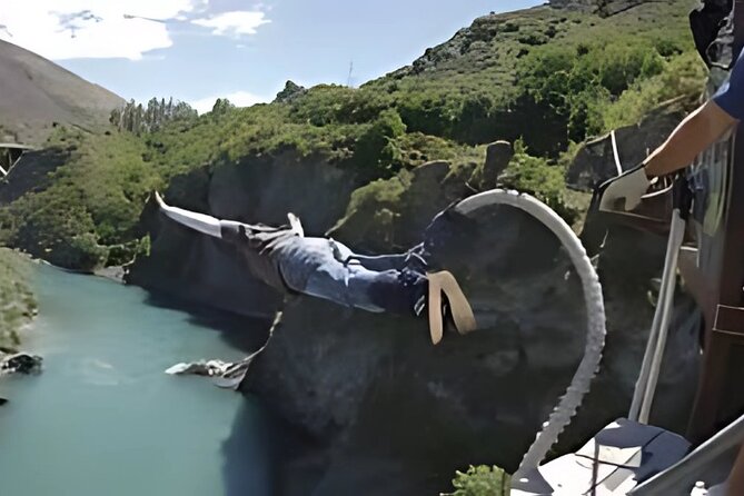Hanmer Springs Pool Day Tour From Christchurch - The Christchurch drive and private vehicle