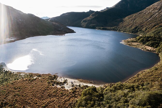 Heli-Picnic Alpine Lake Kahurangi National Park - Landing beside a remote alpine lake