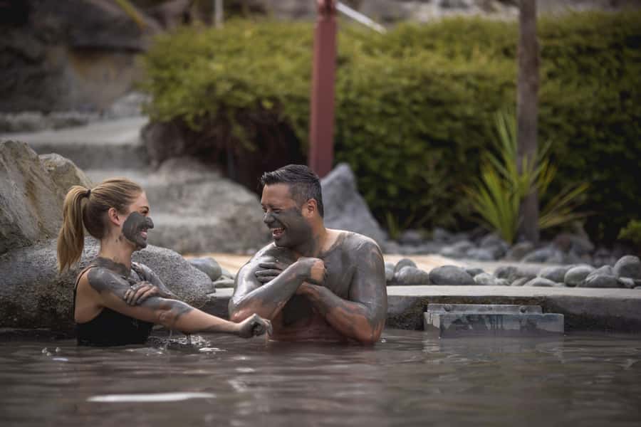HELL'S GATE Mud Spa, Rotorua - Group Day Tour Ex Auckland - Hell’s Gate Geothermal Reserve from 9:50 AM