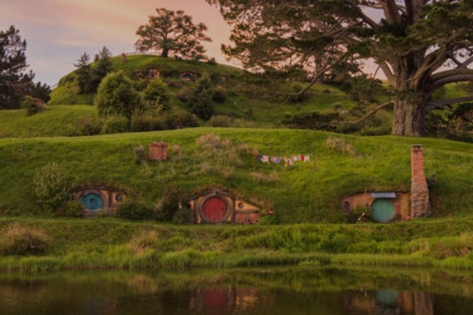 Hobbiton and Waitomo Caves Arrive in Comfort and Style - What the $247.61 price really buys you