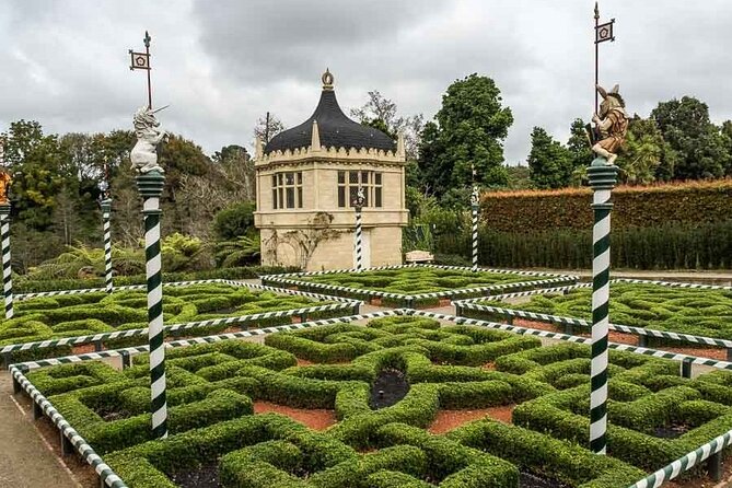 Hobbiton Movie Set and Hamilton Gardens Small Group-from Auckland - What the $217.20 price really covers