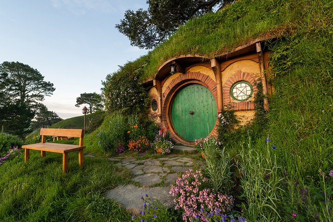 Hobbiton Movie Set Experience: Private Tour From Auckland - Through the Bombay Hills and Waikato