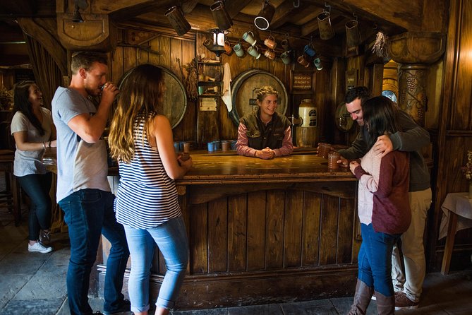 Hobbiton Movie Set Small Group Day Tour from Auckland - The Green Dragon Inn and the finish in the Shire