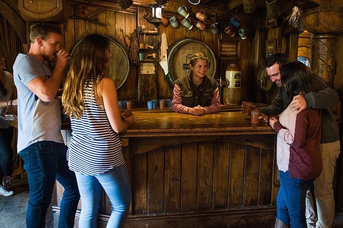 Hobbiton Movie Set Small Group Tour from Auckland - Timing, weather, and cruise-ship cautions