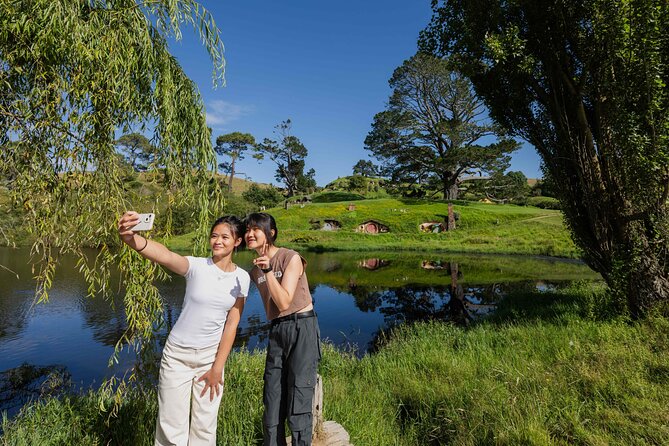 Hobbiton Movie Set Small Tour from Auckland - What makes this experience worth the price