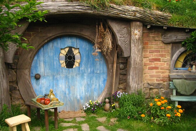 Hobbiton Movie Set Small Tour from Auckland - Who should book this Auckland Hobbiton tour