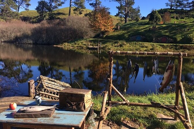 Hobbiton Movie Set & Waitomo Glow Worm Caves Private Tour - A drink at The Green Dragon Inn