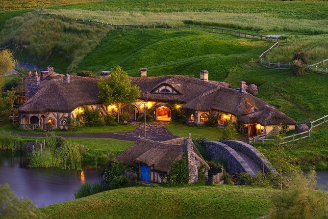 Hobbiton™ Movie Set Walking Tour from Shires Rest - The guide can make or break the visit