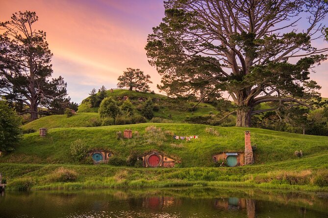 Hobbiton & Rotorua Living Māori Village Private Tour Ex-Auckland - Key things to know before booking