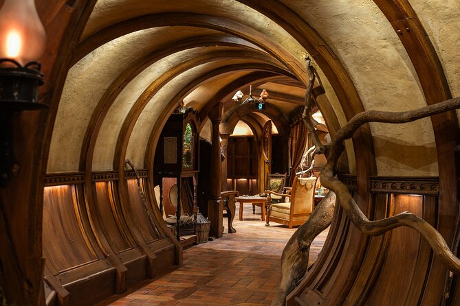 Hobbiton & Waitomo Caves Guided Tour from Auckland with Lunch - Who should book this Auckland day trip?