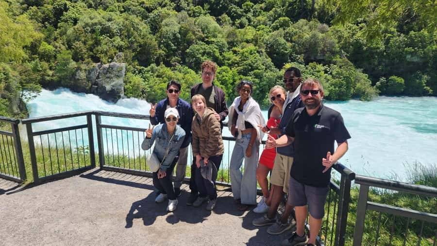 Hobbiton, Waitomo, Rotorua & Taupo 2-Day Tour from Auckland - Key points before you book