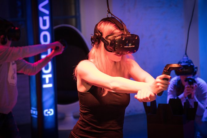 Hologate VR - Multiplayer Virtual Reality - Arriving at Thrillzone on Shotover Street