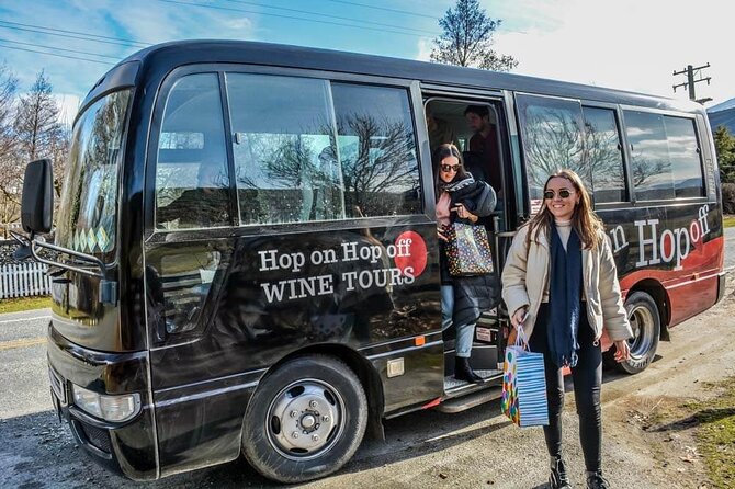 Hop on Hop off Wine Tours Marlborough - Renwick pubs and the wider wine route