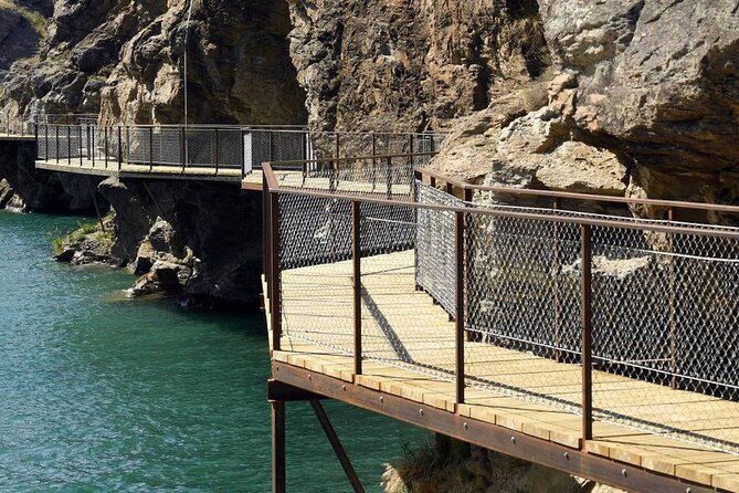 Lake Dunstan Cycleway with E-Bike hire and Shuttle service - Who should book this ride
