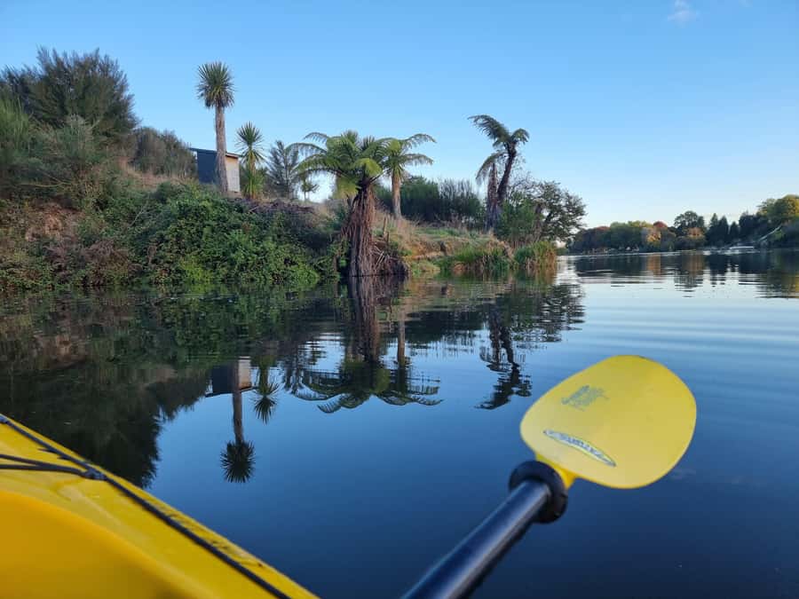 Lake Karapiro: Evening Kayak Glowworm Tour - Entering the Pokaiwhenua Stream canyon