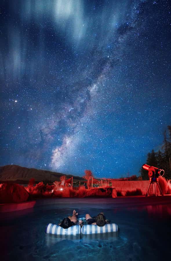 Lake Tekapo: 1.5-Hour Hot Pools & Stargazing Experience - Who will enjoy this Lake Tekapo experience?