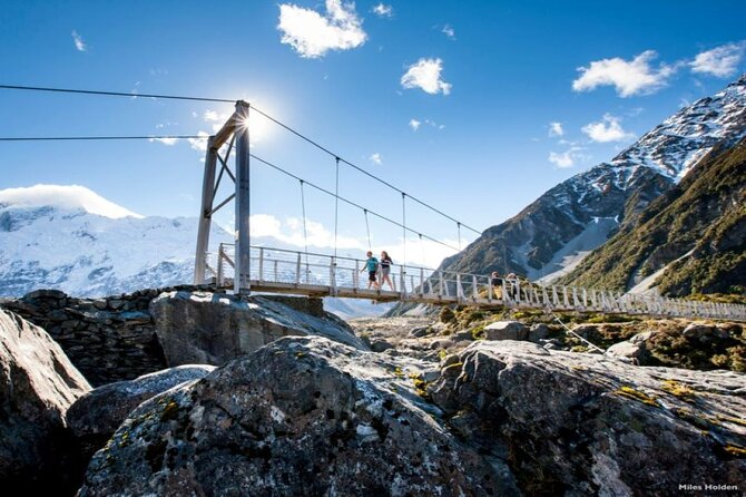 Lake Tekapo to Mt Cook One-Way Small Group Tour - What the guides add