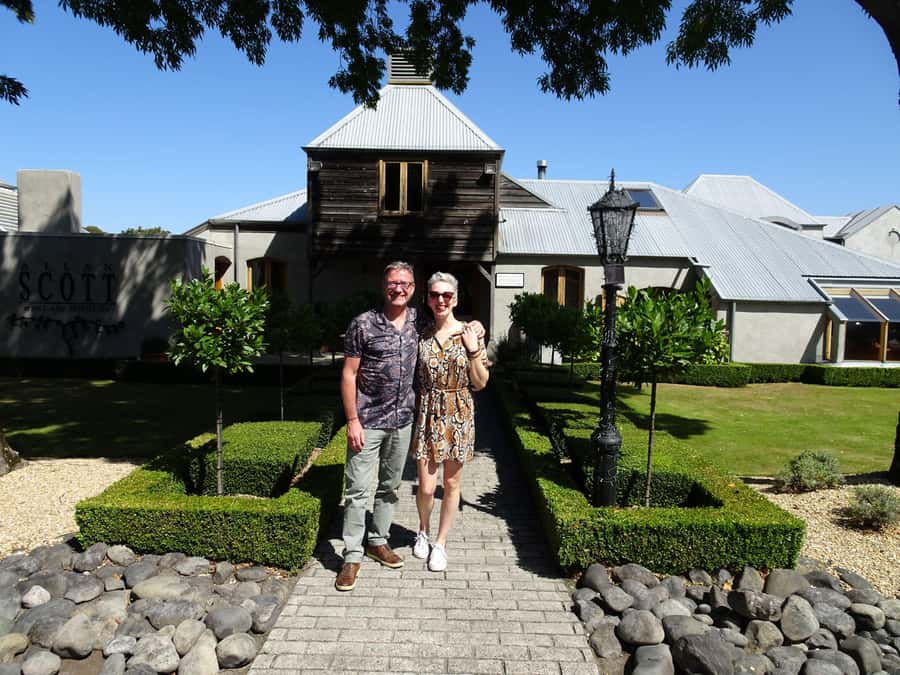 Marlborough: Full Day "Winemaker's Tour" - The first winery tasting sets the pace