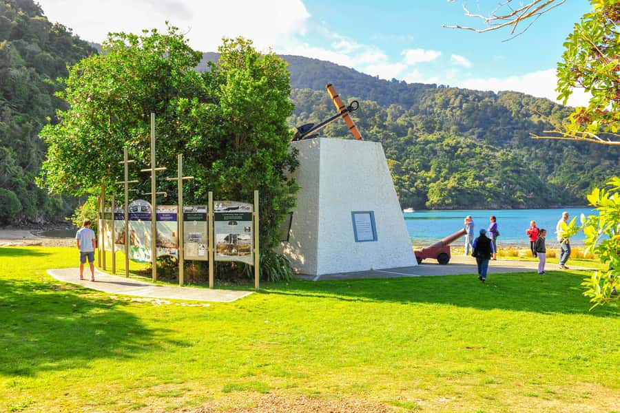 Marlborough Sounds and Ship Cove Cruise from Picton - Weather, seating, and photography