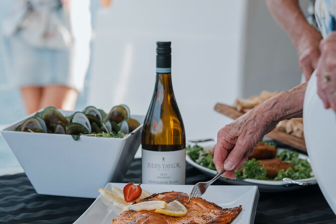 Marlborough Sounds Greenshell Mussel Tasting Cruise - Finding the best place to sit