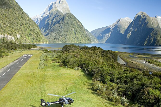 Milford and Fiordland Highlights Tour by Helicopter from Queenstown - What to bring and how to prepare