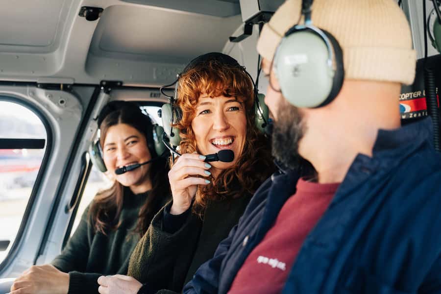 Milford Sound: 1.5-Hour Helicopter Tour with Two Landings - Children, seats, and practical restrictions