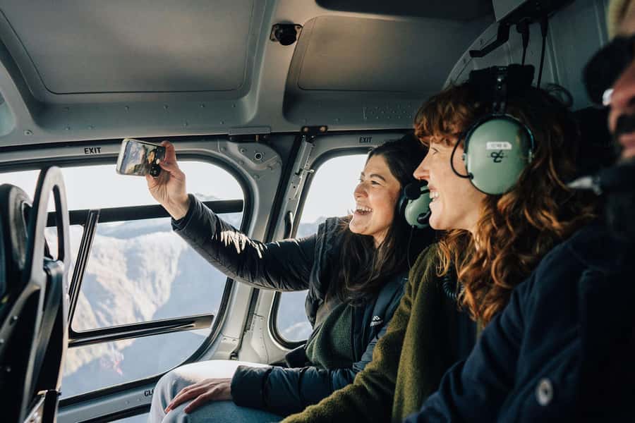 Milford Sound: 1.5-Hour Helicopter Tour with Two Landings - Should you book it?