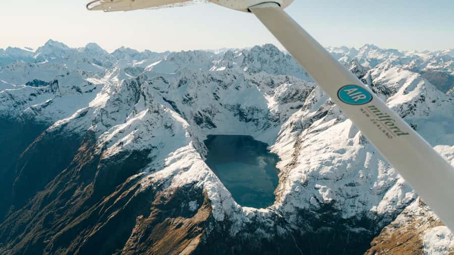 Milford Sound & Big 5 Glaciers Scenic Flight from Queenstown - Crossing the Southern Alps from Queenstown