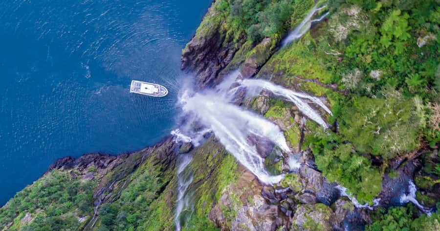 Milford Sound: Boutique Small-Boat Cruise - Why the small boat matters in Milford Sound