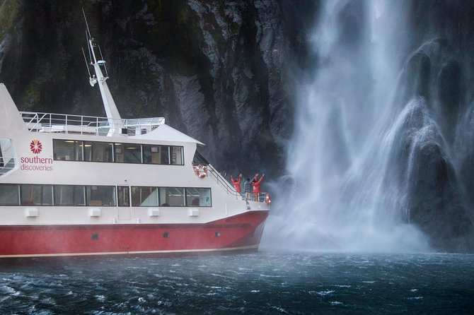 Milford Sound Coach & Cruise from Queenstown: Panoramic Views - Arriving at Milford Sound