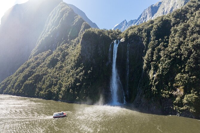 Milford Sound Coach & Extended Cruise from Queenstown - The long road from Queenstown to Milford Sound