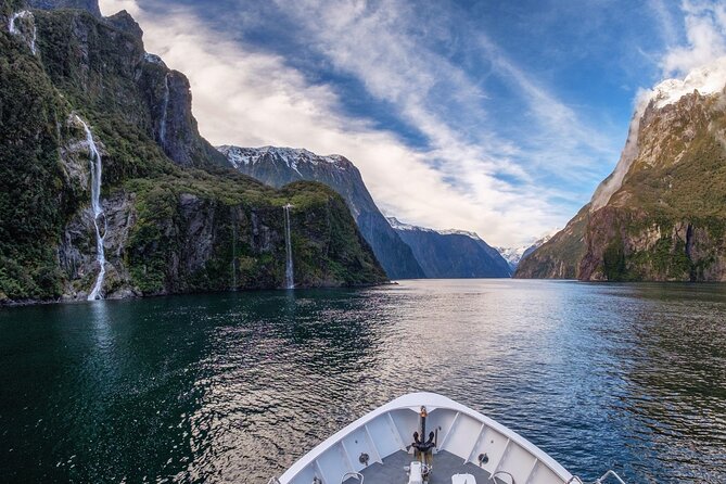 Milford Sound Cruise - Stirling Falls is the close-up moment