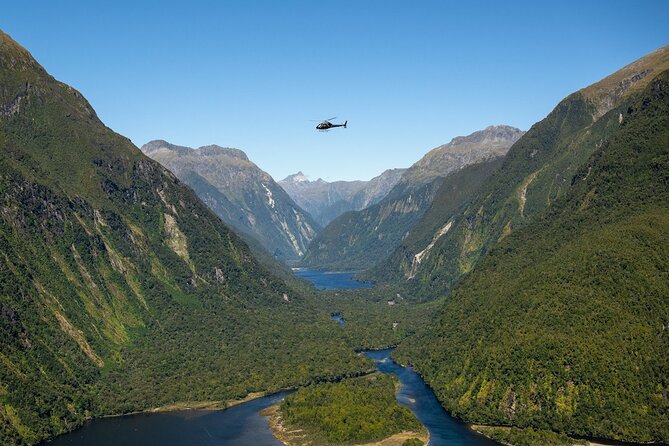 Milford Sound Earnslaw Burn Helicopter Tour from Queenstown - The return over the Southern Alps
