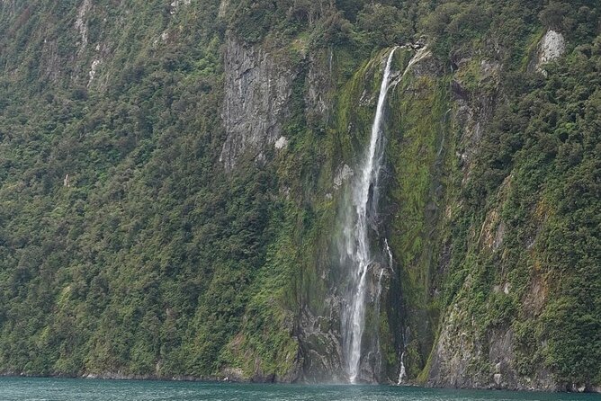Milford Sound Private Day Trip from Queenstown via Te Anau - Mirror Lakes rewards a short walk