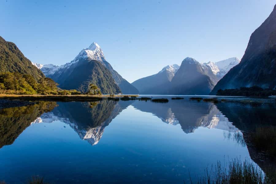 Milford Sound Scenic Helicopter Flight with Landing - Leaving Queenstown for Fiordland