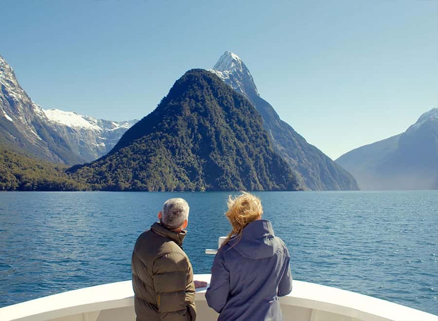 Milford Sound: Small-Group Tour from Te Anau - Morning tea and a proper packed lunch