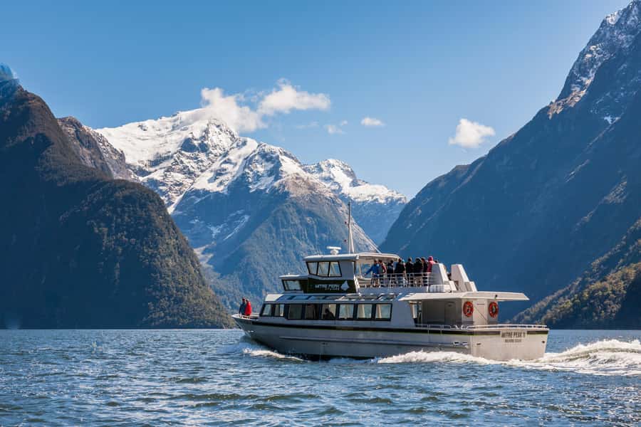 Milford Track: Full Day Guided Hike and Nature Cruise - The two-hour small-boat cruise on Milford Sound