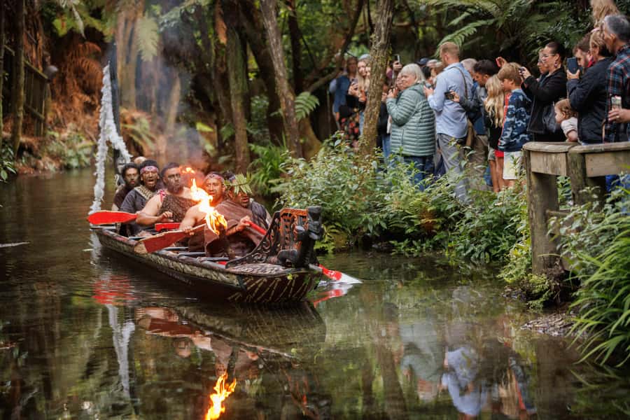 MITAI MAORI VILLAGE Night XP & Polynesian Spa from Auckland - A long but well-shaped day from Auckland to Rotorua