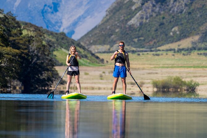 Moke Lake Kayak Experience - Paddling across Moke Lake at your own pace