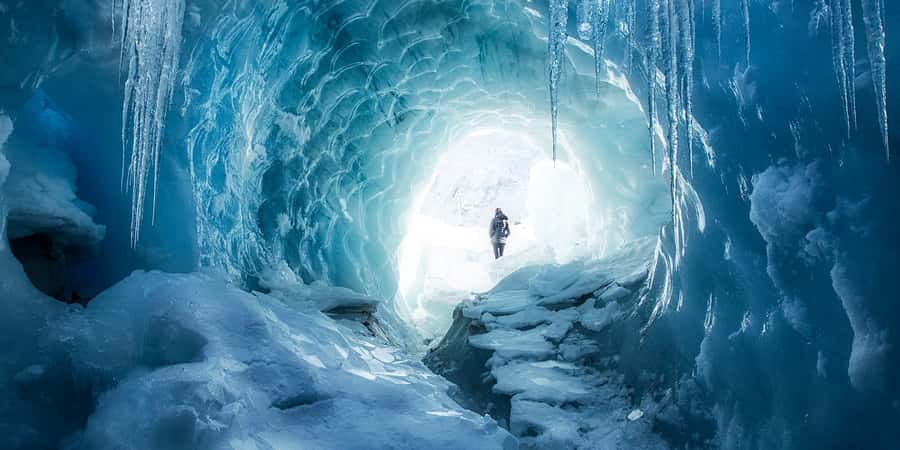 Mount Cook: 3-Hour Tasman Glacier Helicopter Ride and Hike - The first 15-minute flight to the glacier