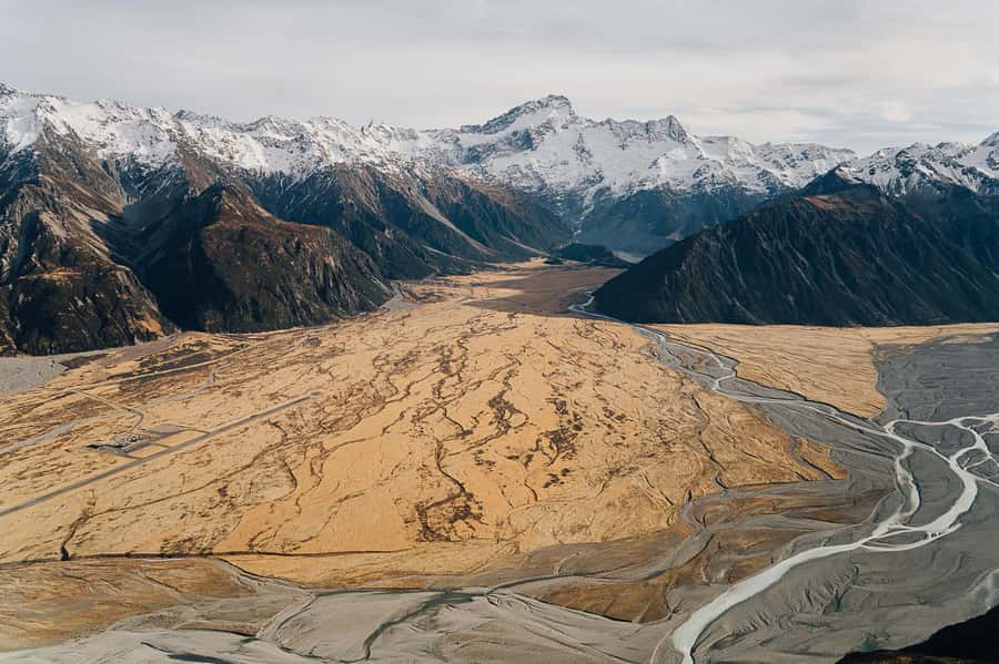 Mount Cook: Alpine Explorer 35 Minute Flight - Who should book the Alpine Explorer?