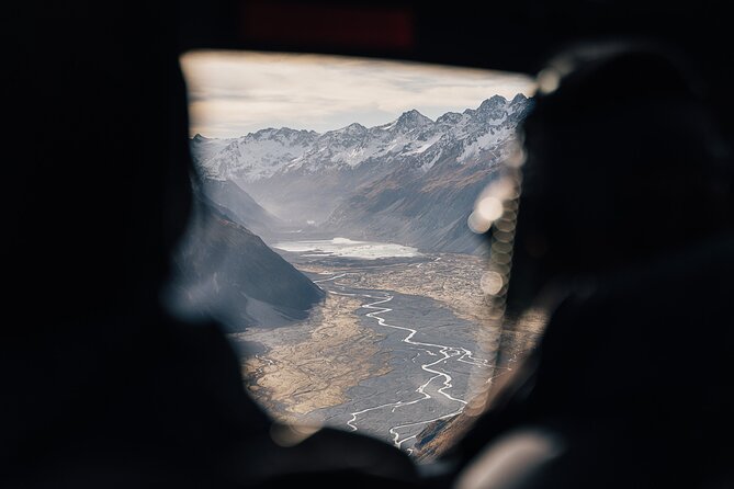 Mount Cook Alpine Explorer Helicopter Flight with Alpine Landing - Weather, cancellations, and the practical risks