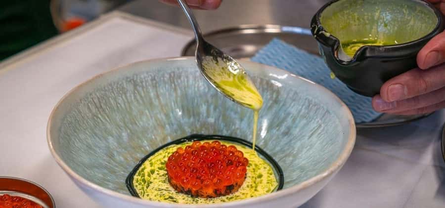 Mount Cook, Lake Pukaki: Billion Star Dining - The wine cellar and Southern sky introduction