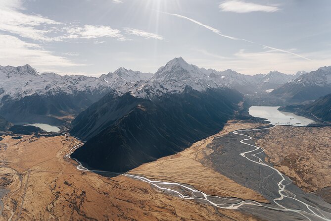 Mount Cook Scenic 35 Minute Helicopter Flight - Taking off from 81 Bowen Drive