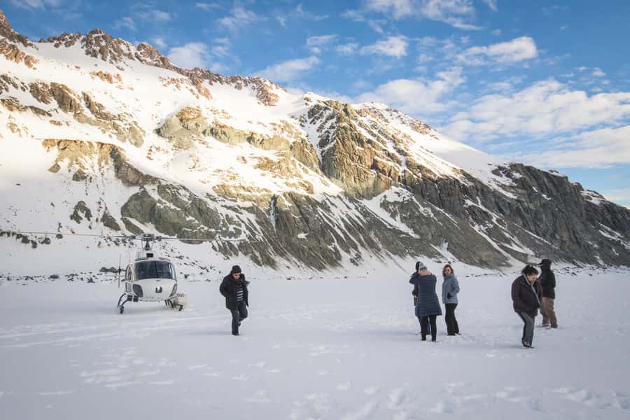 Mount Cook: Scenic Helicopter Flight with Alpine Landing - My take on the Mount Cook alpine flight