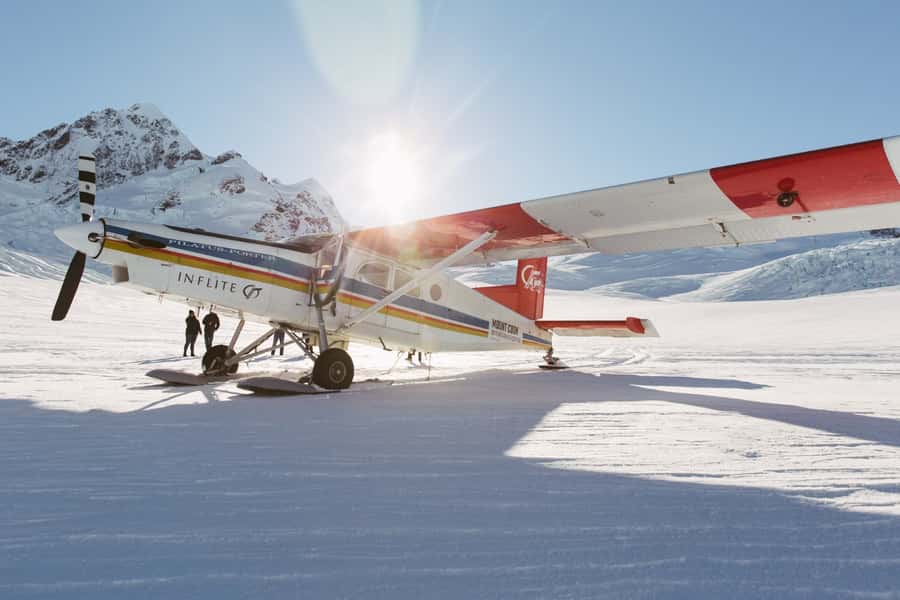 Mount Cook: Ski Plane and Helicopter Glacier Combo Flight - Weather, rescheduling, and backup plans