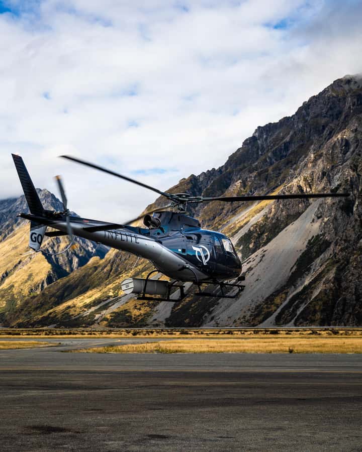 Mount Cook: Ski Plane and Helicopter Glacier Combo Flight - The difference between the ski plane and helicopter
