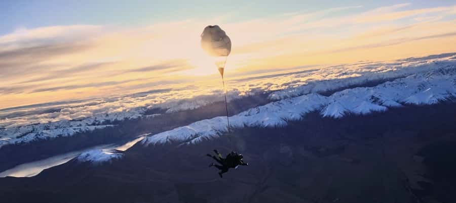 Mount Cook: Tandem Skydive Experience - What the $238 price really covers