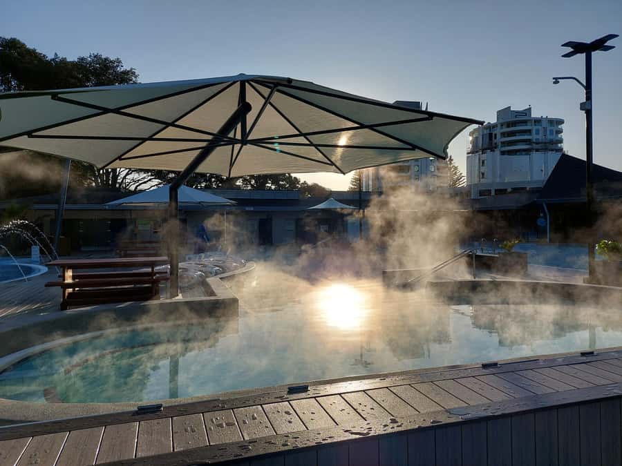 Mount Maunganui: Hot Ocean Water Pools Entry Ticket - The atmosphere: relaxing, but not always serene